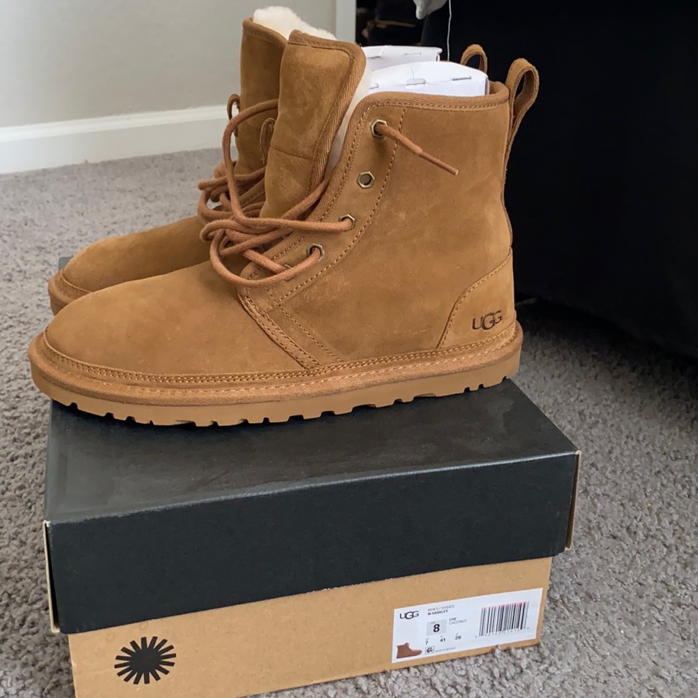 Fairly New Mens Boot